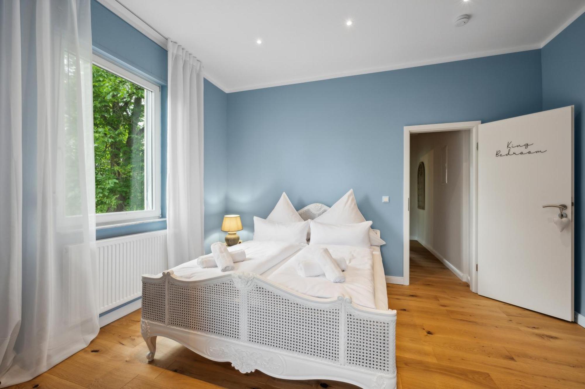 Grosse Altbau Wohnung I Terrasse I Zentral I Parkplatz I 8 Personen 巴特克罗伊茨纳赫 外观 照片